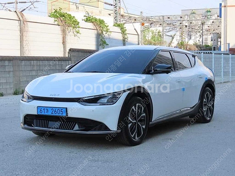 EV6 중고 EV6 중고차 흰색 2022년식 79,608km 롱레인지 어스 수원중고차--3